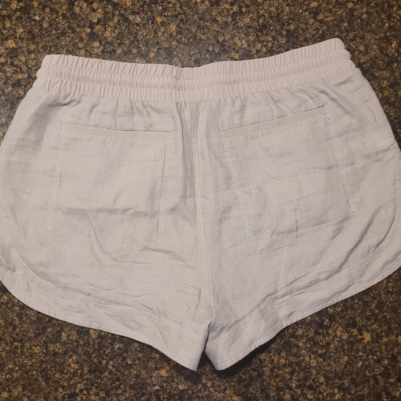 Athleta shorts - Picture 2 of 4
